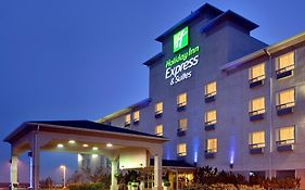 Holiday Inn Express & Suites Edmonton International Airport
